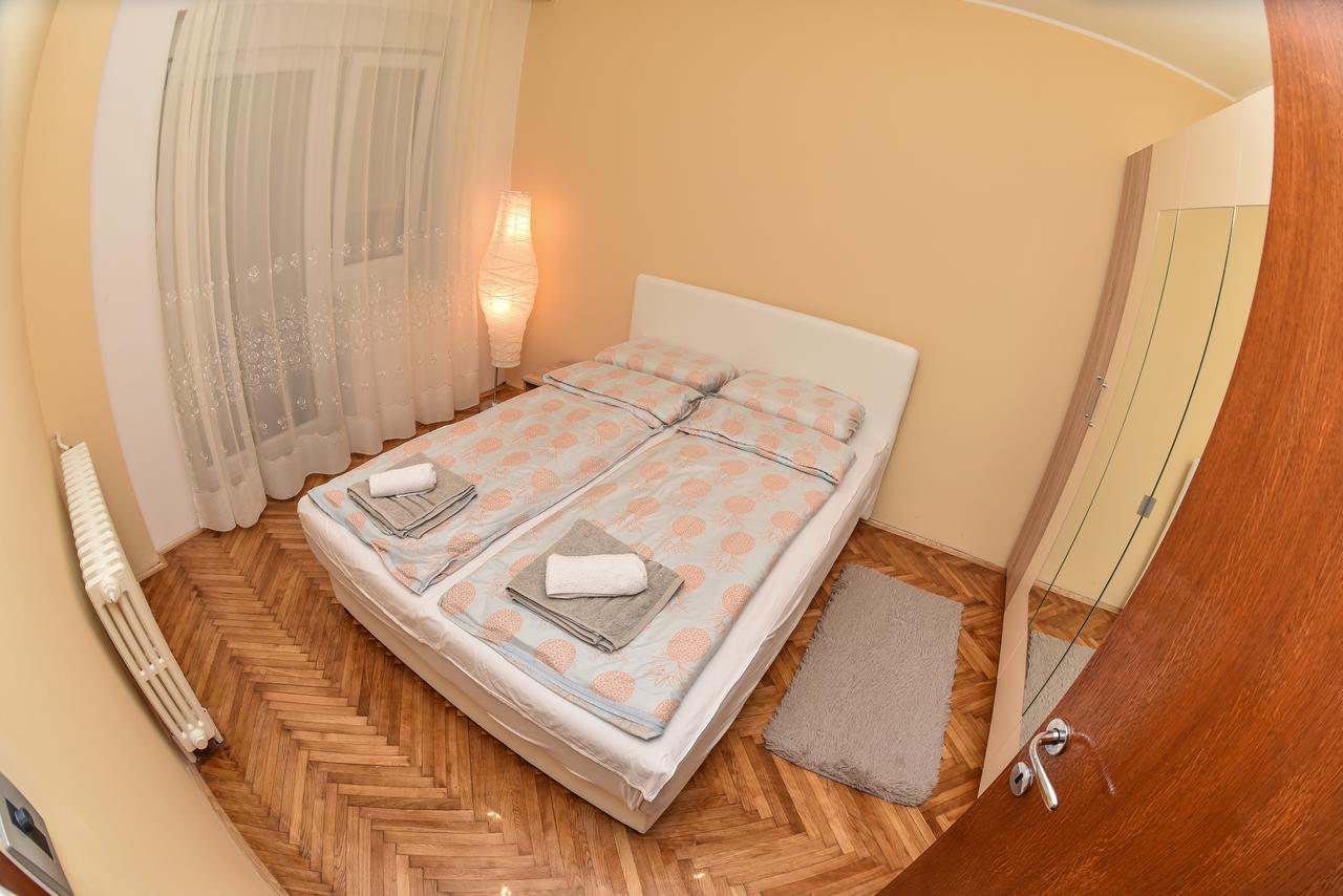 Chimney Modern Apartment Novi Sad Exteriér fotografie